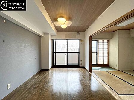 【リビング】広々とした開放感をその手に。暮らしの質を変えるリノベ、進行中。
