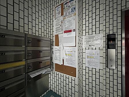 【エントランス】管理の行き届いたエントランスです。