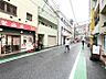 エントランス：【周辺環境】幅員にゆとりある前面道路。視界が広がり、確かな開放感があります。