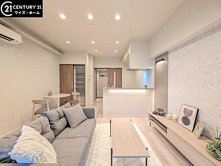 【リビング:11.1帖】穏やかな時間を心ゆくまで堪能できる住空間です。