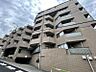 外観：【外観】派手すぎず、地味すぎない。ちょうど良い高級感が漂う大人の住まい。