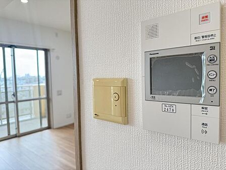 【TVインターホン】防犯面でも安心できるTV付インターホン。
