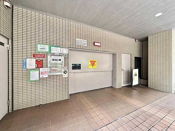 エントランスを拡大表示