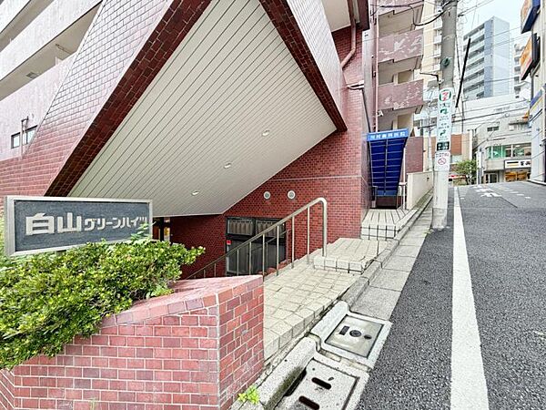 エントランスを拡大表示