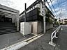 エントランス：【エントランス】日常の始まりと終わりを彩る空間。