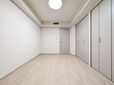 【洋室】ゆったりとくつろげる洋室空間です。