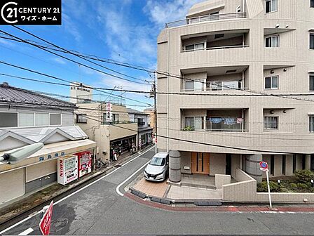 【眺望】 同じ風景が毎日365日、まったく違う顔を見せてくれる。爽快な風も毎日やさしく頬をなでてくれます。