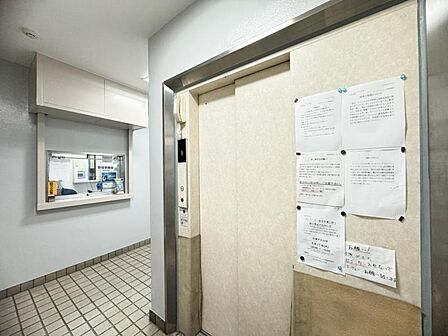 【エントランス】綺麗に整備されたエントランスです。