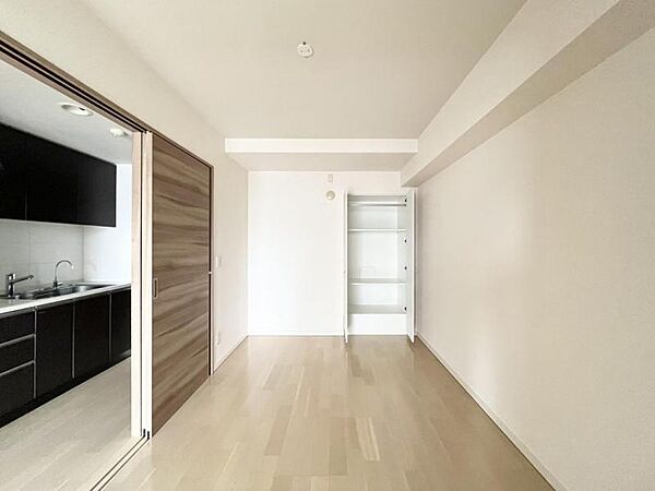 洋室を拡大表示