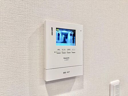 【設備】 防犯面でも安心感のあるTVインターホン