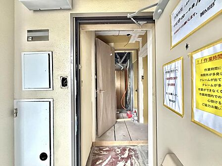 【玄関】住まいの顔となるすっきりと明るい玄関