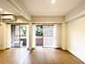 室内：【LDK：6帖】使い方に柔軟性があり、個室としても趣味の部屋としても利用可能です。