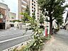 エントランス：【周辺環境】周囲が遮るもののないオープンな空間。