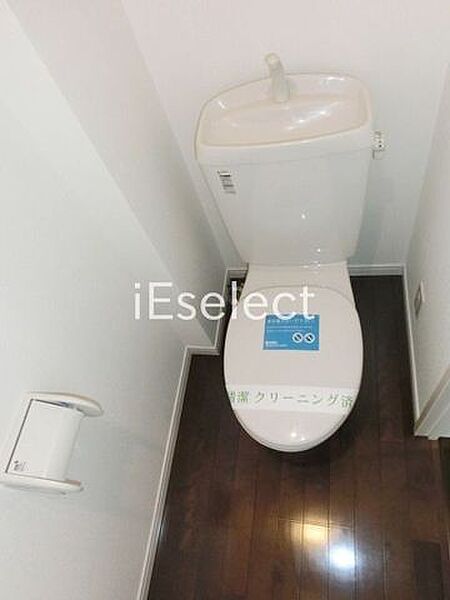 画像8:シンプルなトイレです