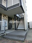 玄関へのアプローチ