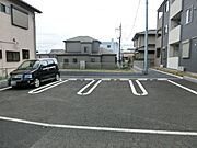 敷地内の駐車場もあります。※要空確認