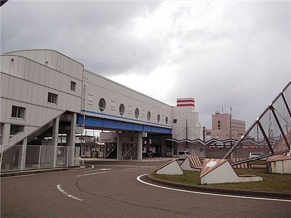 画像16:直江津駅