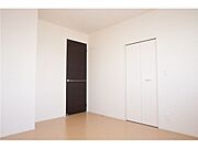洋室6.7帖
