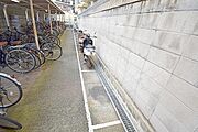 バイク置き場