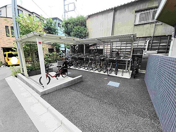 駐輪場・バイク...