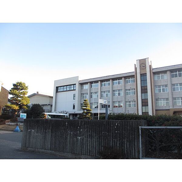 画像21:高校・高専「長野県飯田OIDE長姫高校まで1513ｍ」