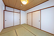 押入タイプの大容量収納