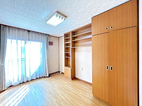 洋室を拡大表示