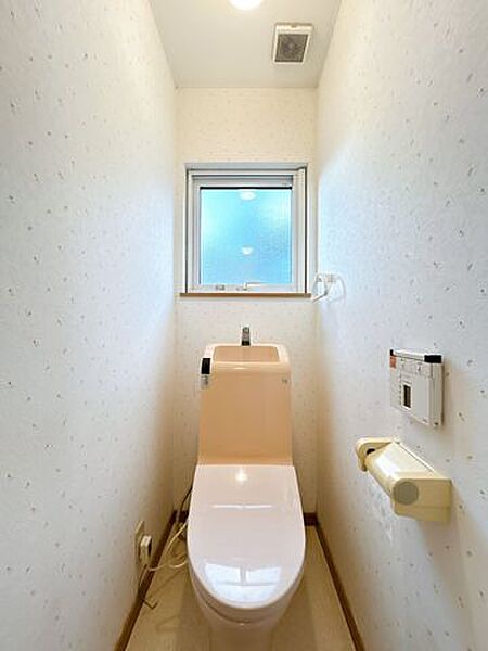 トイレを拡大表示