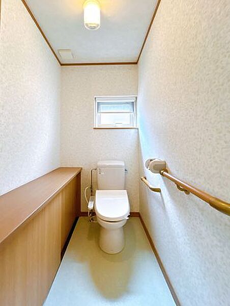 トイレを拡大表示