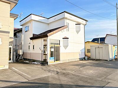 外観：【住宅ローン減税対象】価格には消費税を含みます。自社物件につき随時ご案内可能。内覧希望の方はお電話ください。