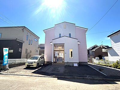 外観:価格には消費税、リフォーム費用を含みます。自社物件につき随時ご案内可能。内覧希望の方はお電話ください。 外観:価格には消費税、リフォーム費用を含みます。自社物件につき随時ご案内可能。内覧希望の方はお電話ください。