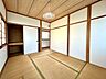 和室：【リフォーム中】2階北側和室約6帖です。洋室に変更予定です。