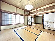 【現況販売】北側続き間和室の写真です。続き間になっているので、来客時も安心ですね。