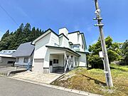 【リフォーム中】外観別角度の写真です。屋根・外壁の塗装を行います。塗装をすることで耐久性もよくなりますね。