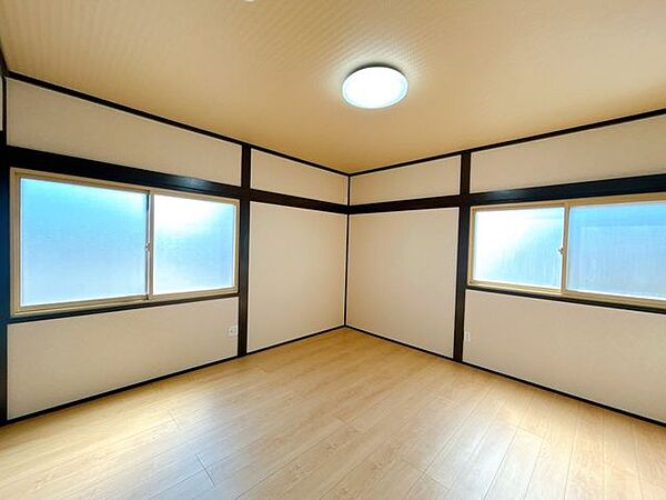 洋室を拡大表示