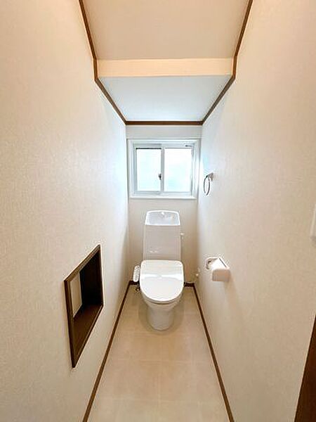 トイレを拡大表示