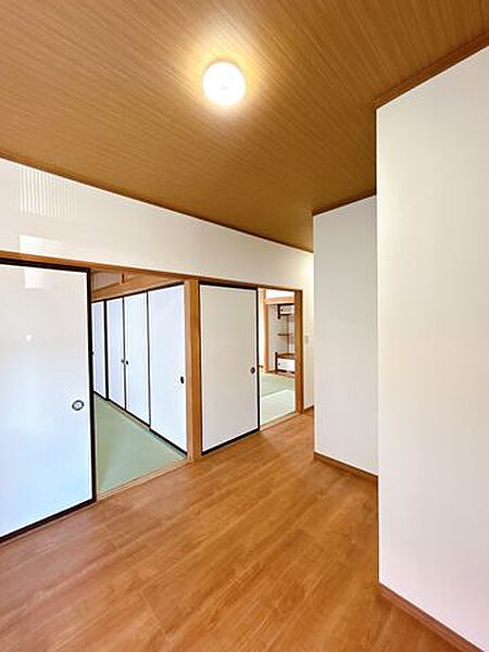 室内を拡大表示