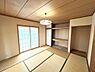 室内：【リフォーム中】中央和室です。畳の表替えを行う予定です。