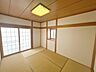 室内：【リフォーム中】2階6畳和室です。畳の表替え・クロスの張替えを行う予定です。