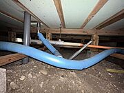 中古住宅の3大リスクである、雨漏り、主要構造部分の欠陥や腐食、給排水管の漏水や故障を2年間保証します。その前提で床下まで確認の上でリフォームし、シロアリの被害調査と防除工事もおこなっています。