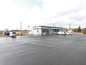 ファミリーマート大仙協和店様まで約3900ｍ（自動車約8分）