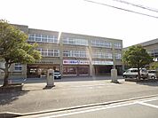 酒田市立第三中学校まで1800m(車で4分)。