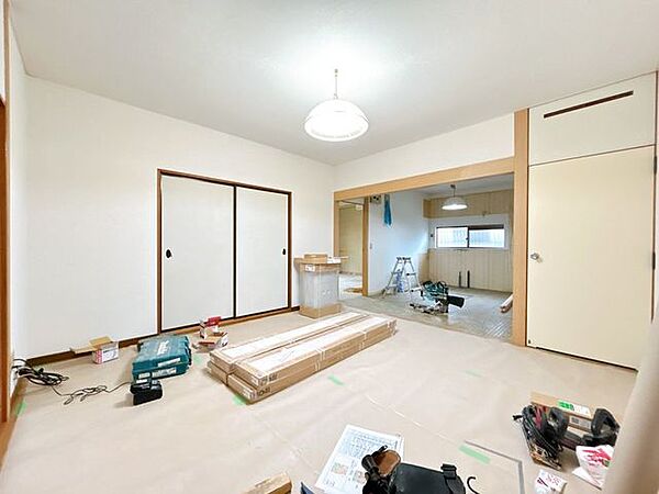 洋室を拡大表示