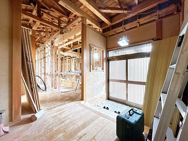 玄関を拡大表示