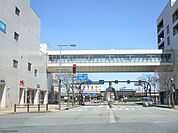 鶴岡駅まで1400ｍ（車で4分）