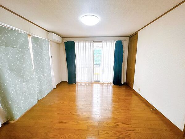 室内を拡大表示
