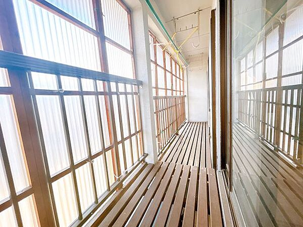 バルコニーを拡大表示