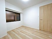 約5.1帖の洋室