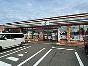 セブンイレブン新潟田家一丁目店様まで約450ｍ（徒歩約6分）です。 600m