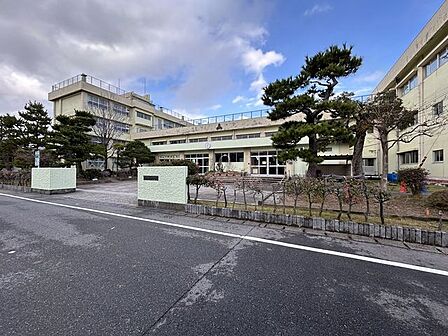 新潟市立石山 石山中学校まで約1000m 1080m